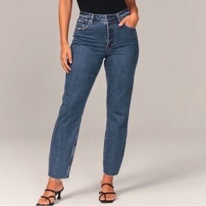 Abercrombie & Fitch The Mom High Rise Button Front Jeans Medium Wash Size 20